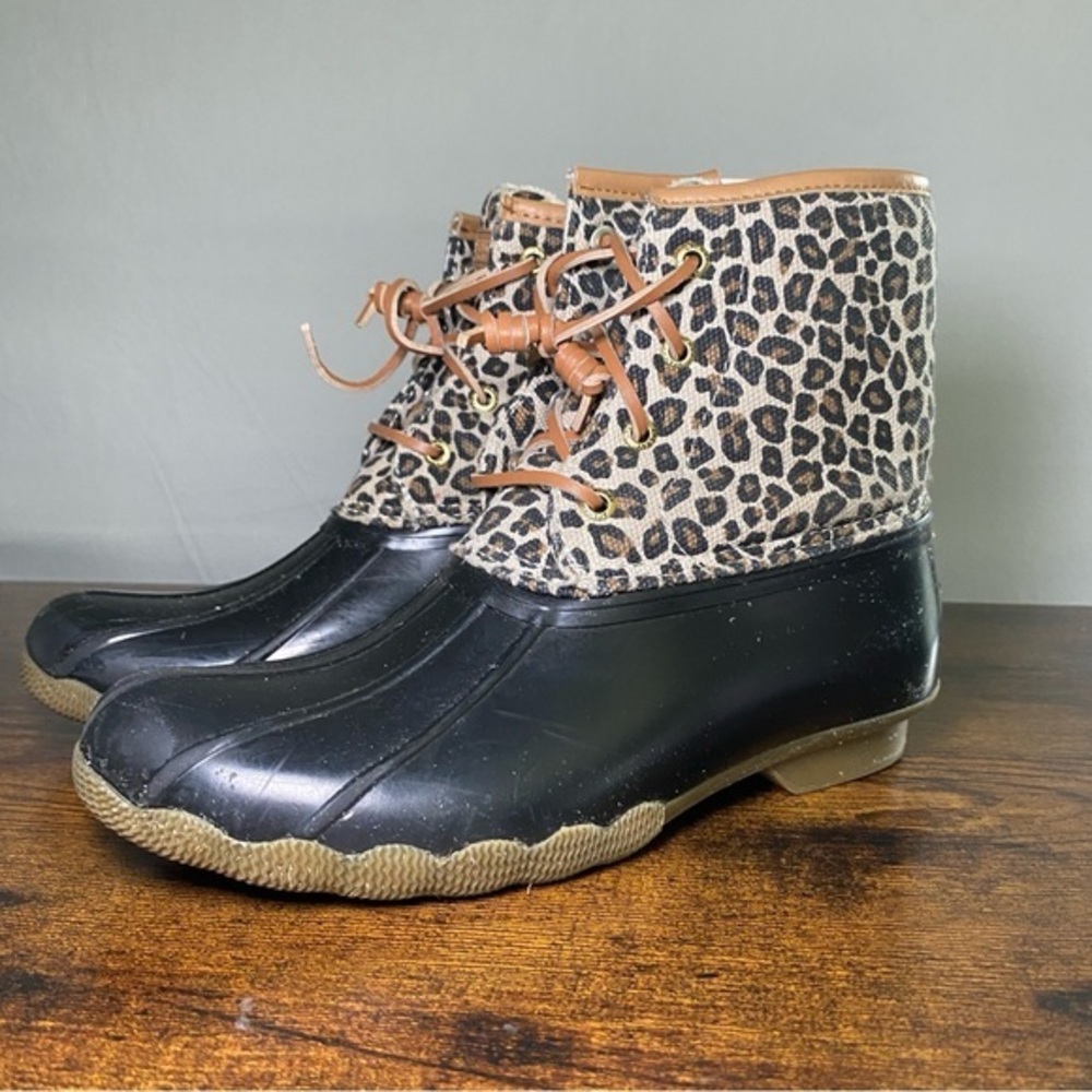 Sperry Womens Saltwater Animal‎ Leopard Print Duck Boots Sz 4 Water Resistant